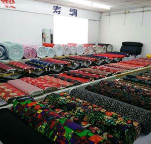 紡織品零售